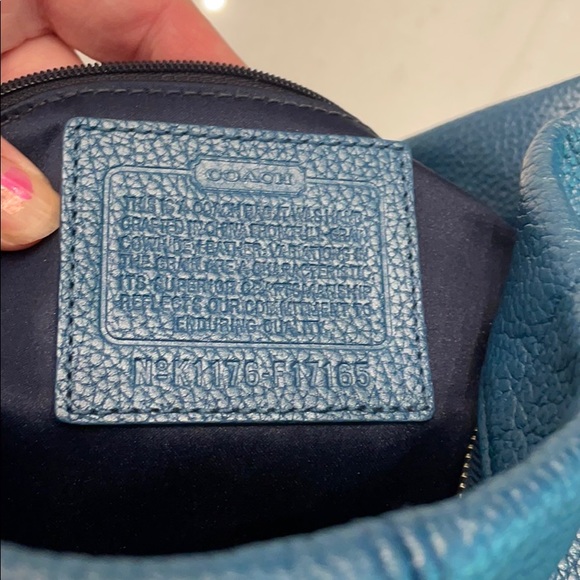 COACH purse, authentic - Picture 6 of 8